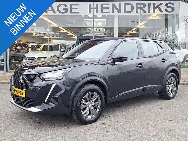Zwart Occasion 2021 Peugeot e-2008 Active SUV | € 14.945 (Goede deal) - Afbeelding 1/4