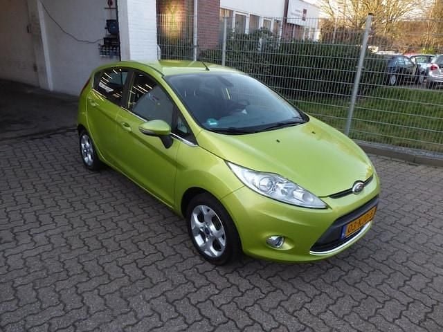 Occasion Ford Fiesta Titanium 82 PK (60 kW) 2009 Groen Hatchback