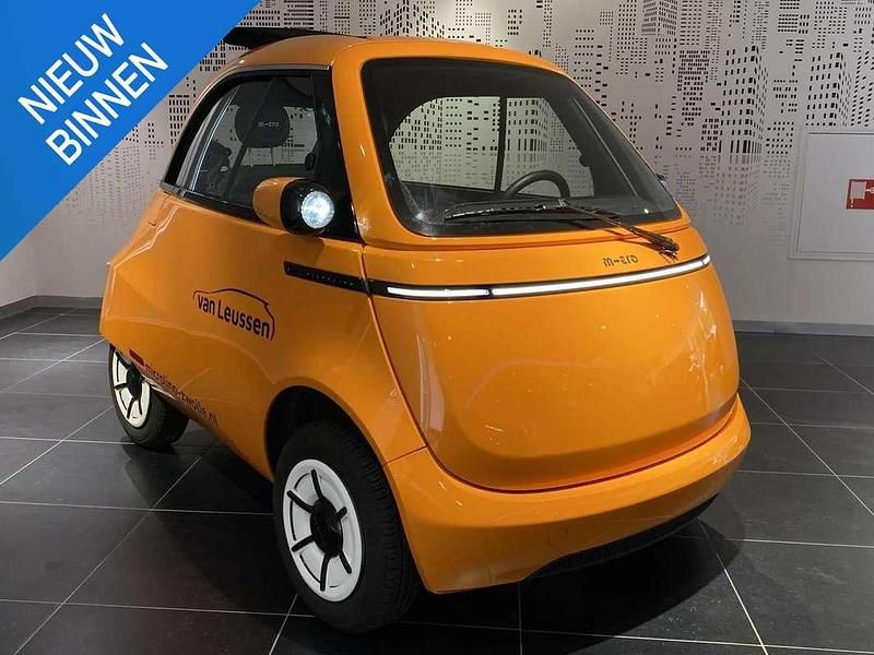 Oranje Gebruikt 2023 Micro Microlino SUV | € 17.990 - Afbeelding 1/4