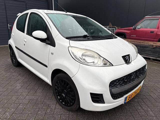 Occasion Peugeot 107 68 PK (50 kW) 2012 Wit Hatchback