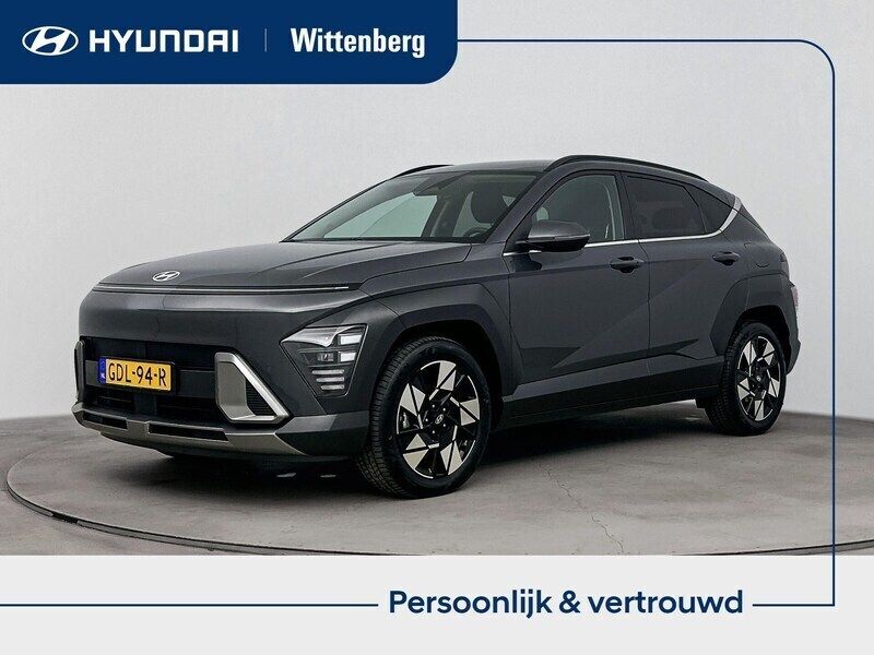 Grijs Gebruikt 2024 Hyundai Kona Comfort SUV | € 32.900 (Duur) - Afbeelding 1/4