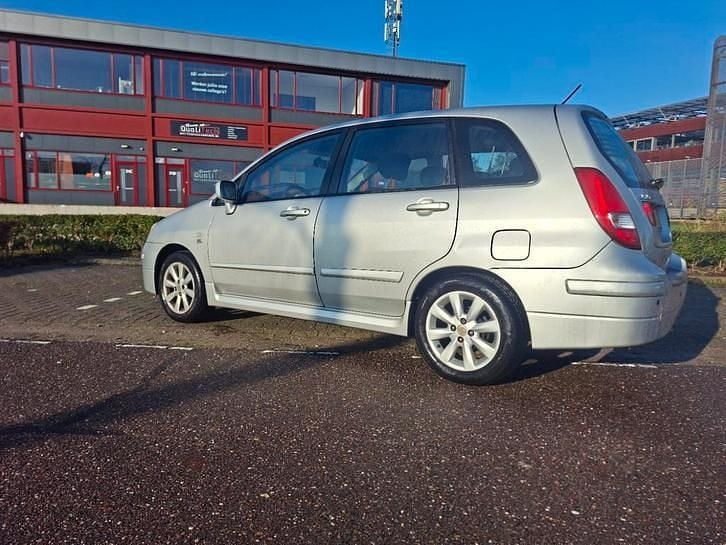 Gebruikt 2004 Suzuki Liana | € 1.795 (Eerlijke prijs) - Afbeelding 1/4