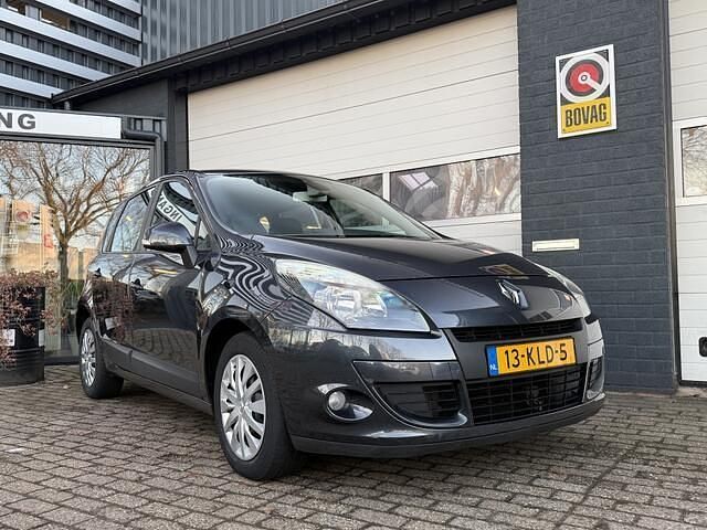 Occasion Renault Scénic III Expression 140 PK (102 kW) 2010 Grijs MPV