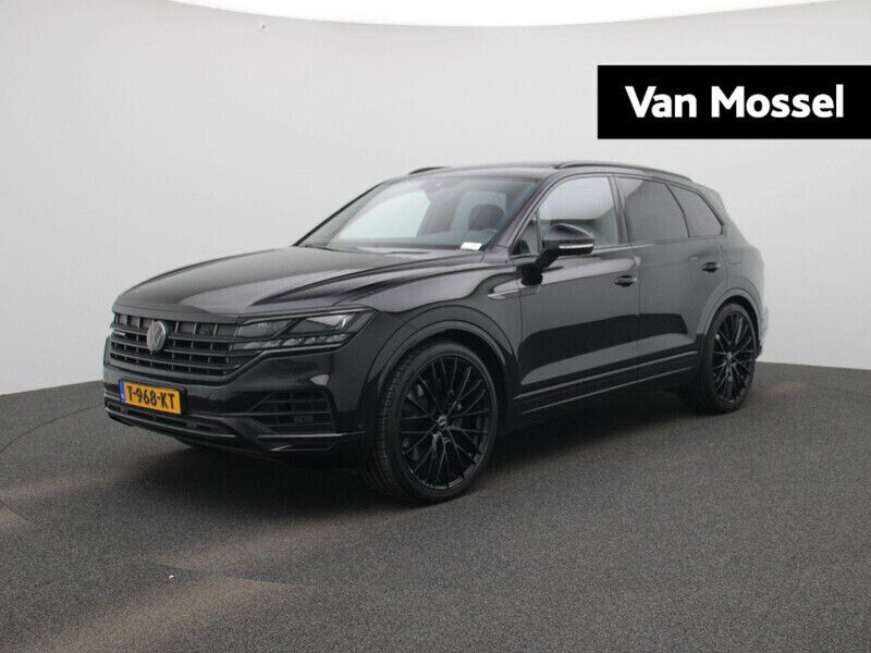 Zwart Gebruikt 2021 VW Touareg SUV | € 58.800 (Iets duurder) - Afbeelding 1/4