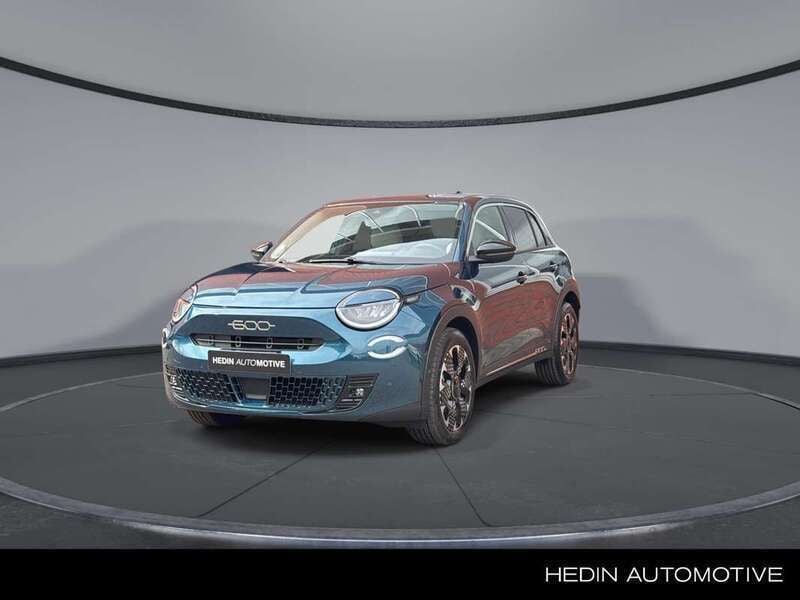 Groen Nieuw 2024 Fiat 600E La Prima SUV | € 40.690 - Afbeelding 1/4