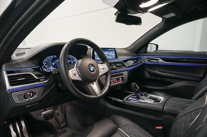 Occasion BMW 745e M Sport 2021 Grijs Sedan