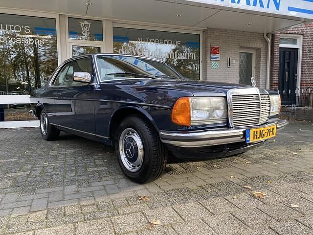 Occasion Mercedes 230 136 PK (100 kW) 1982 Blauw Coupé
