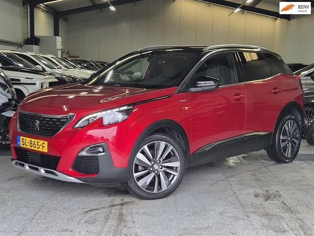 Rood Occasion 2018 Peugeot 3008 GT-line SUV | € 16.950 (Goede deal) - Afbeelding 1/4