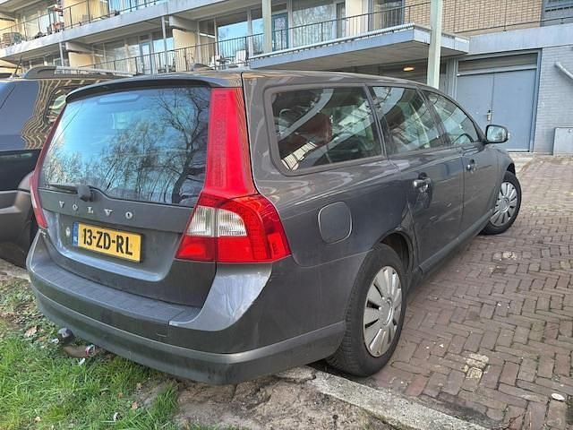 Occasion Volvo V70 Momentum 185 PK (136 kW) 2008 Grijs Stationwagen