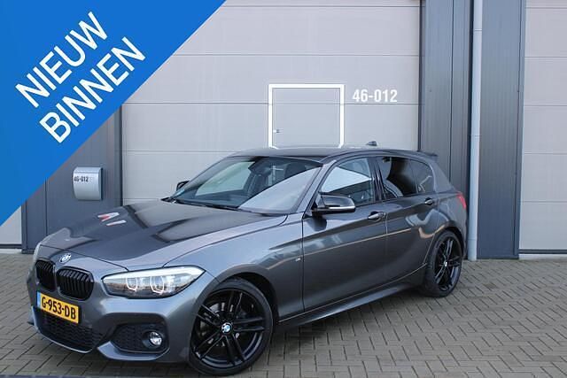 Occasion BMW 118 Executive 136 PK (100 kW) 2019 Grijs Hatchback