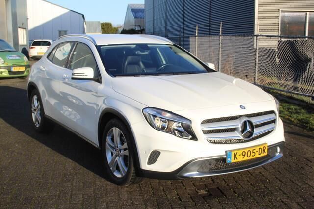 Wit Gebruikt 2014 Mercedes GLA200 Ambition SUV | € 13.950 (Eerlijke prijs) - Afbeelding 1/4