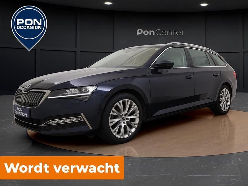 Blauw Gebruikt 2022 Skoda Superb Business Line Stationwagen | € 27.950 (Goede deal) - Afbeelding 1/3