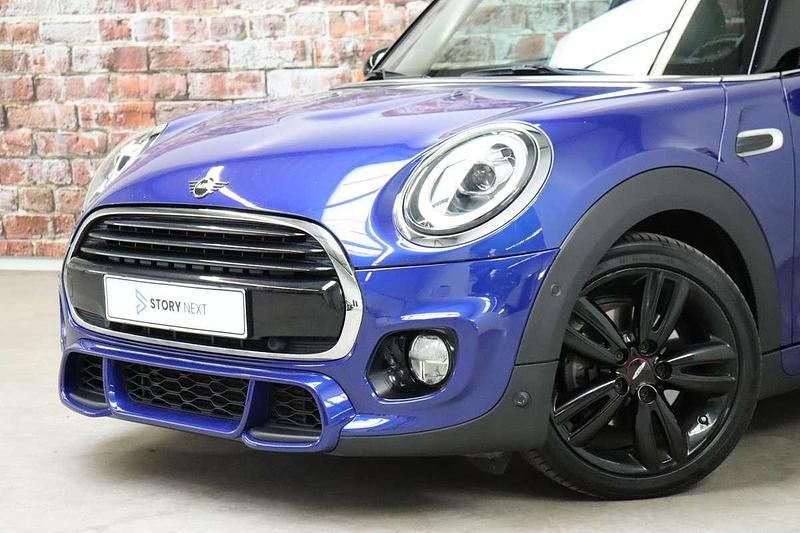 Occasion Mini Cooper Business 136 PK (100 kW) 2018 Blauw (metallic) Hatchback