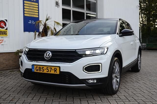 Wit Gebruikt 2018 VW T-Roc SUV | € 23.950 (Goede deal) - Afbeelding 1/4
