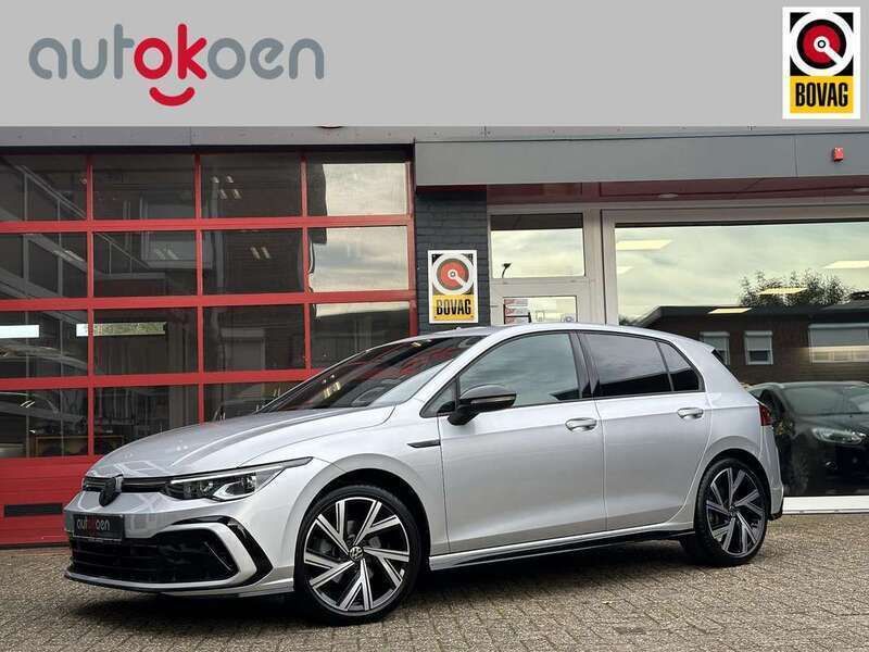 Grijs Gebruikt 2021 VW Golf VIII R-line Hatchback | € 28.950 (Eerlijke prijs) - Afbeelding 1/4