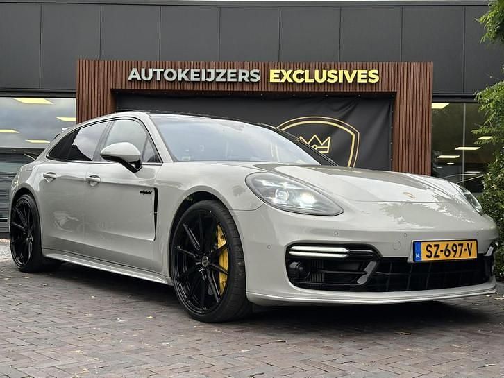 Gebruikt 2018 Porsche Panamera S E-Hybrid Sport Turismo Sedan | € 84.900 (Eerlijke prijs) - Afbeelding 1/4