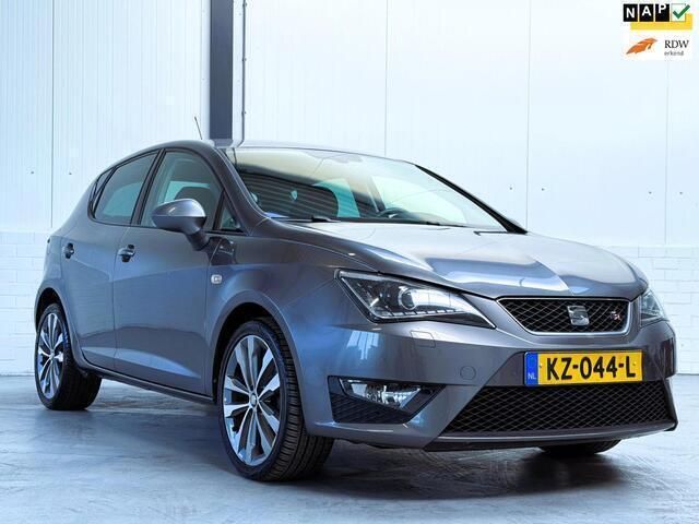Grijs Gebruikt 2017 Seat Ibiza CONNECT Hatchback | € 11.950 (Eerlijke prijs) - Afbeelding 1/4