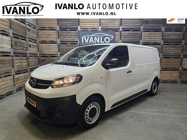 Wit Gebruikt 2022 Opel Vivaro-e Combi Edition Van | € 21.900 - Afbeelding 1/4