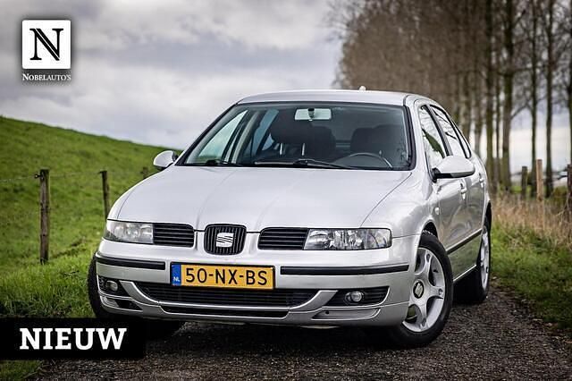 Grijs Gebruikt 2004 Seat Toledo Sedan | € 4.990 - Afbeelding 1/4