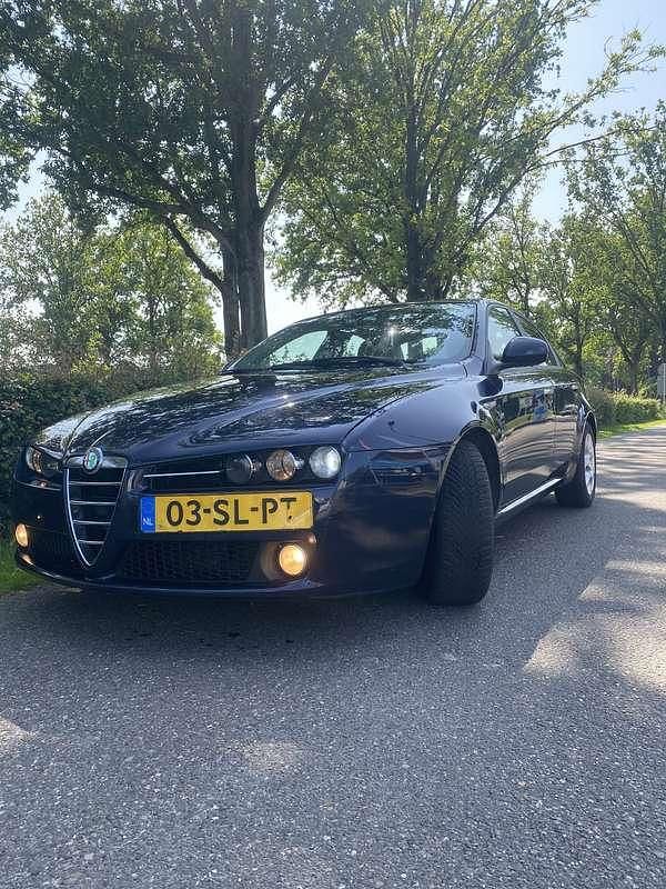 Gebruikt 2006 Alfa Romeo 159 Progression Stationwagen | € 1.100 (Goede deal) - Afbeelding 1/4