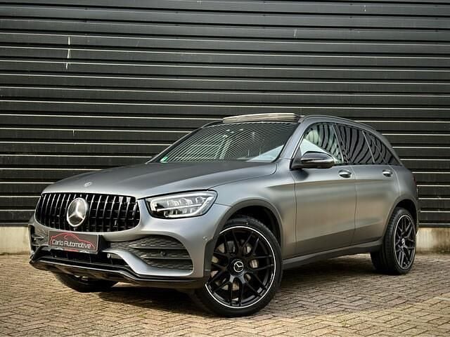 Grijs Gebruikt 2022 Mercedes GLC300 AMG MPV | € 38.950 (Super prijs) - Afbeelding 1/4
