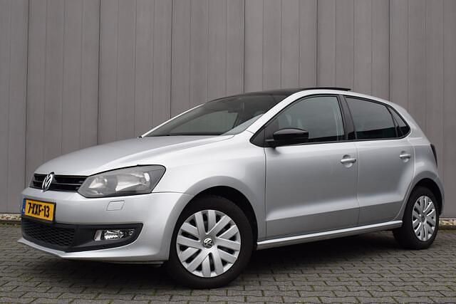 Grijs Gebruikt 2013 VW Polo Highline Hatchback | € 4.950 (Iets duurder) - Afbeelding 1/4