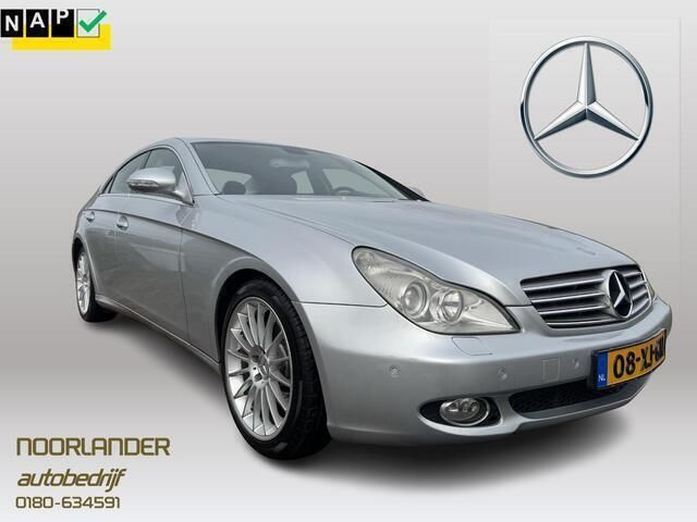 Grijs Gebruikt 2007 Mercedes CLS350 Sedan | € 10.800 (Eerlijke prijs) - Afbeelding 1/4