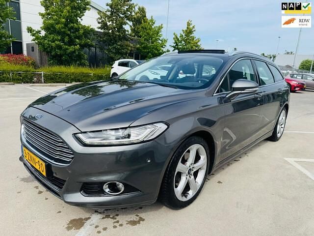 Grijs Gebruikt 2015 Ford Mondeo Titanium Stationwagen | € 6.950 - Afbeelding 1/4