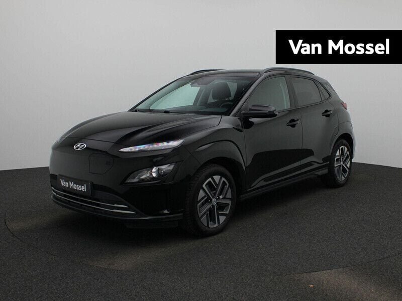 Donker zwart Gebruikt 2023 Hyundai Kona SUV | € 22.400 (Eerlijke prijs) - Afbeelding 1/4