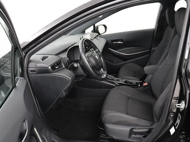 Occasion Toyota Corolla Active 123 PK (90 kW) 2022 Zwart Hatchback