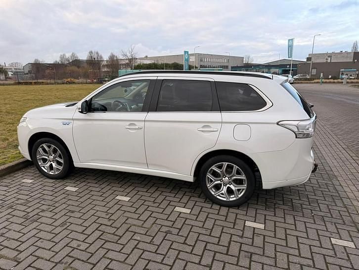 Occasion Mitsubishi Outlander Instyle 121 PK (88 kW) 2013 SUV