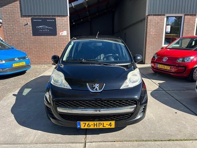 Occasion Peugeot 107 68 PK (50 kW) 2009 Zwart Hatchback