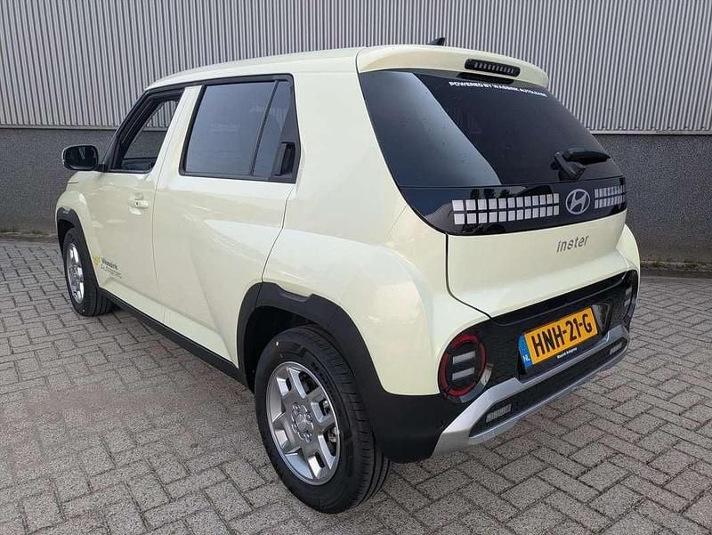 Nieuw Hyundai Inster 27 kW (38 PK) 2025 Geel Hatchback