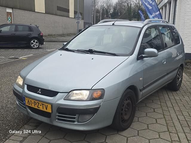 Grijs Occasion 2005 Mitsubishi Space Star Inform MPV | € 899 (Eerlijke prijs) - Afbeelding 1/4