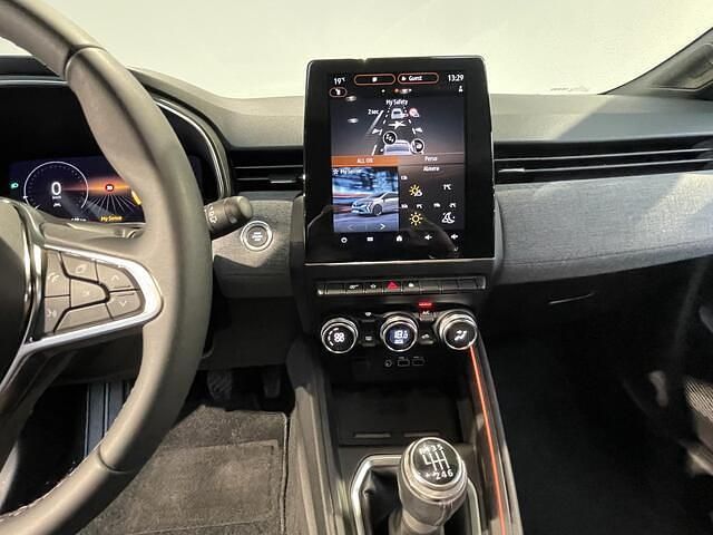 Occasion Renault Clio V Techno 91 PK (66 kW) 2024 Grijs Hatchback