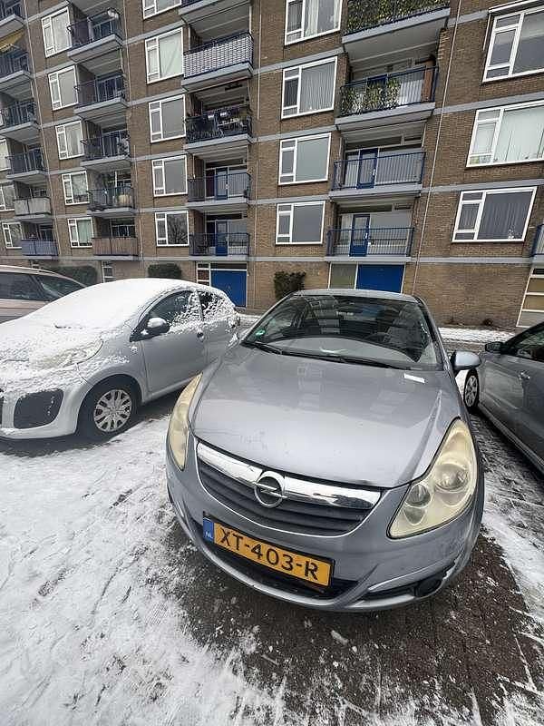Occasion Opel Corsa Essentia 80 PK (58 kW) 2008 Grijs MPV