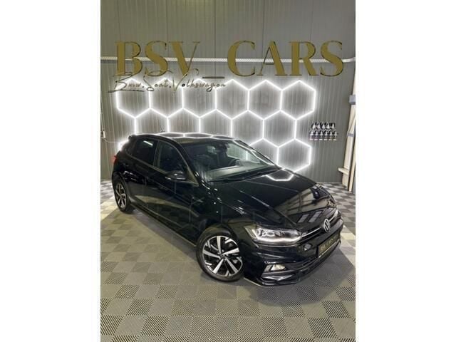 Zwart Gebruikt 2021 VW Polo R-line Hatchback | € 21.950 (Eerlijke prijs) - Afbeelding 1/4