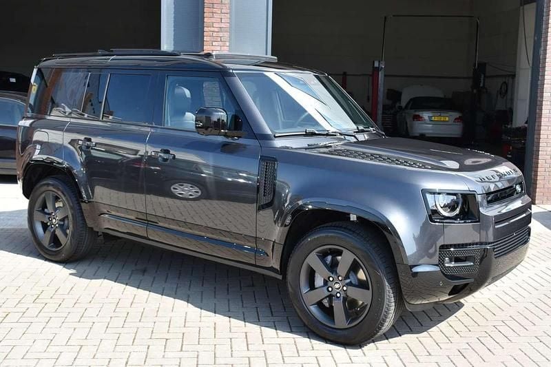Grijs Nieuw 2025 Land Rover Defender HSE Dynamic SUV | € 106.000 (Super prijs) - Afbeelding 1/4