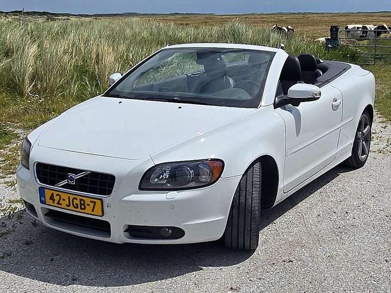 Wit Gebruikt 2009 Volvo C70 Momentum Cabriolet | € 12.000 (Eerlijke prijs) - Afbeelding 1/4