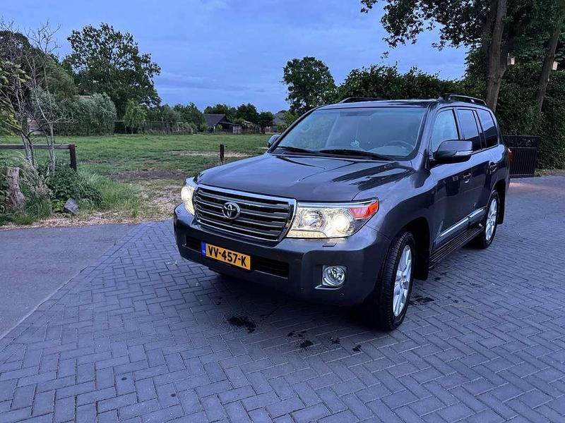 Grijs Gebruikt 2016 Toyota Land Cruiser SUV | € 49.500 - Afbeelding 1/4