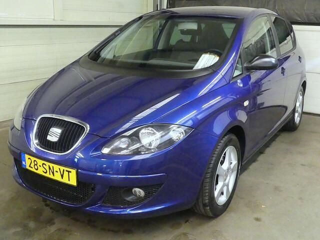 Blauw Occasion 2006 Seat Altea Reference MPV | € 4.445 (Iets duurder) - Afbeelding 1/4