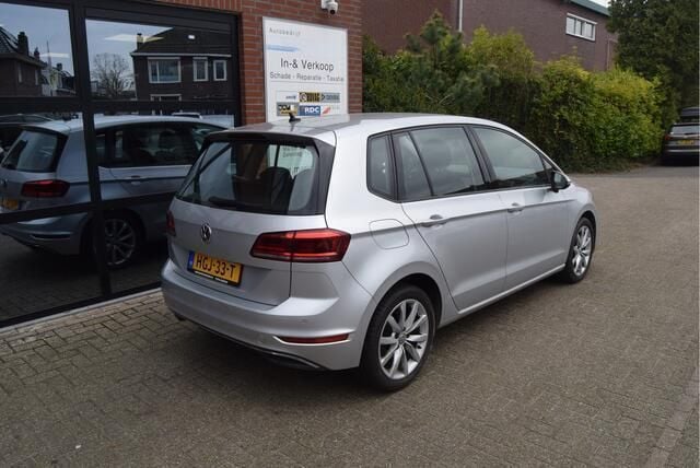 Occasion VW Golf Sportsvan Comfortline 112 PK (82 kW) 2018 Grijs MPV