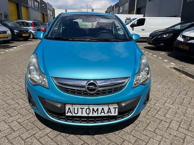 Blauw (metallic) Gebruikt 2011 Opel Corsa Cosmo Hatchback | € 7.950 (Iets duurder) - Afbeelding 1/3