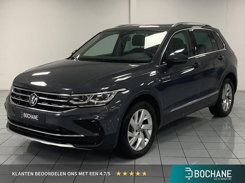 Grijs Gebruikt 2025 VW Tiguan Business+ SUV | € 35.245 (Goede deal) - Afbeelding 1/4
