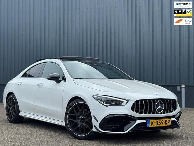 Wit Gebruikt 2021 Mercedes A35 AMG AMG Sedan | € 34.945 - Afbeelding 1/4