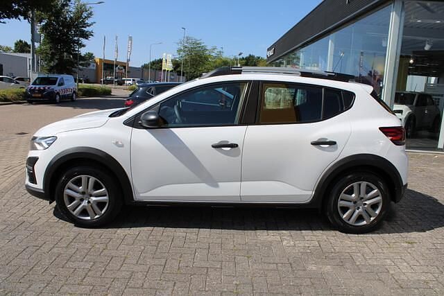Occasion Dacia Sandero Essentiel 101 PK (74 kW) 2022 Wit Hatchback