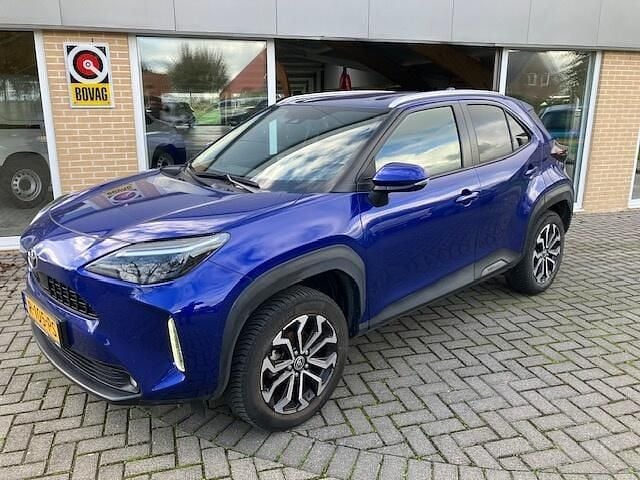 Blauw Gebruikt 2022 Toyota Yaris MPV | € 22.900 (Goede deal) - Afbeelding 1/4