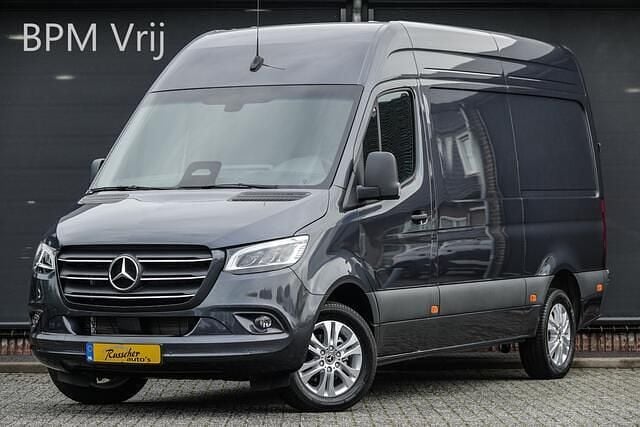 Grijs Gebruikt 2024 Mercedes Sprinter Van | € 49.950 (Goede deal) - Afbeelding 1/4