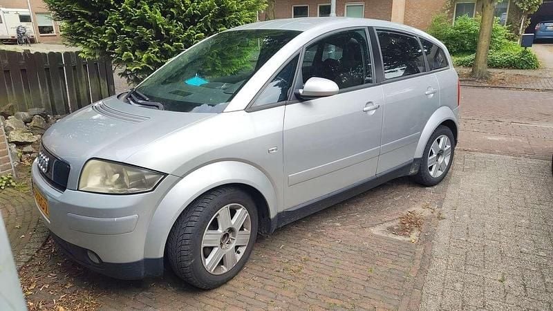 Zilver Occasion 2010 Audi A2 Hatchback | € 1.000 - Afbeelding 1/4
