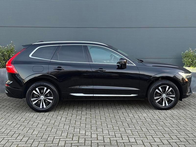 Occasion Volvo XC60 Core 2023 Zwart SUV